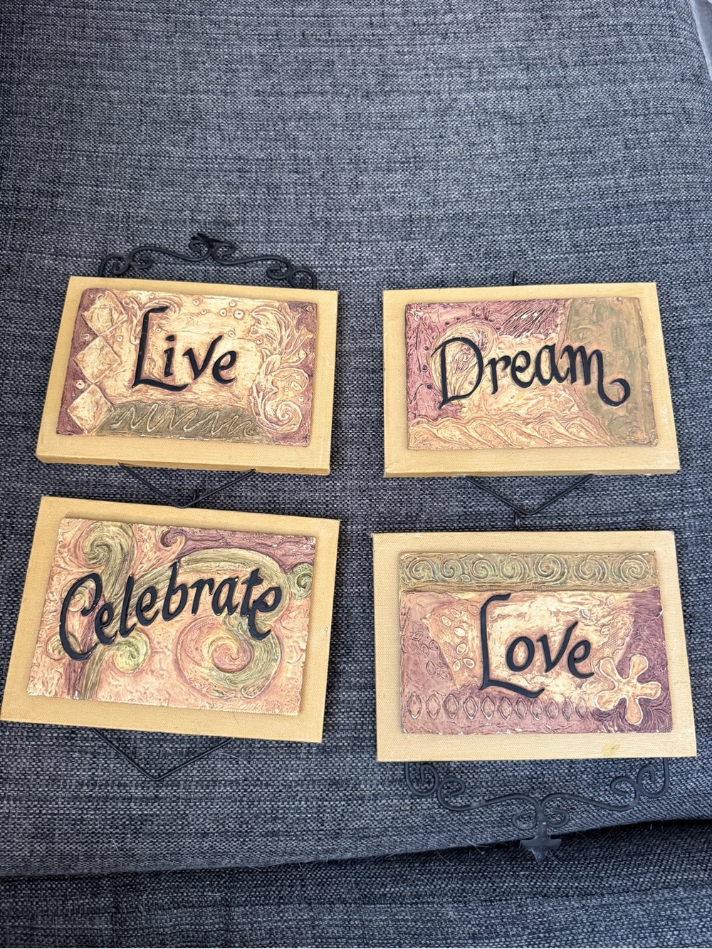 Home Interiors Gold and Pastel Inspirational Wall Plaque Set